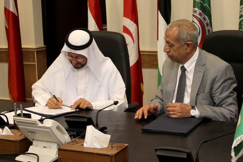 اتفاقية تعاون علمي بين الأكاديمية العربية للعلوم والتكنولوجيا ومركز العلوم العربي للخدمات الجامعية والتدريب بالإمارات