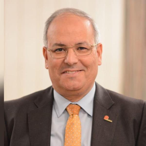 محمود أباظة 