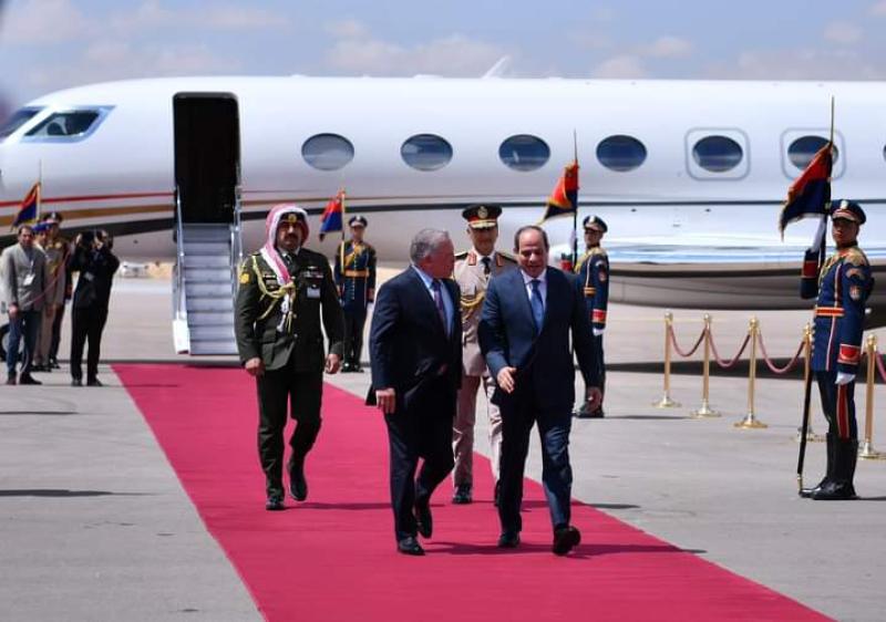 الرئيس السيسي يستقبل الملك عبد الله الثاني ابن الحسين عاهل الأردن بمطار العلمين الدولي