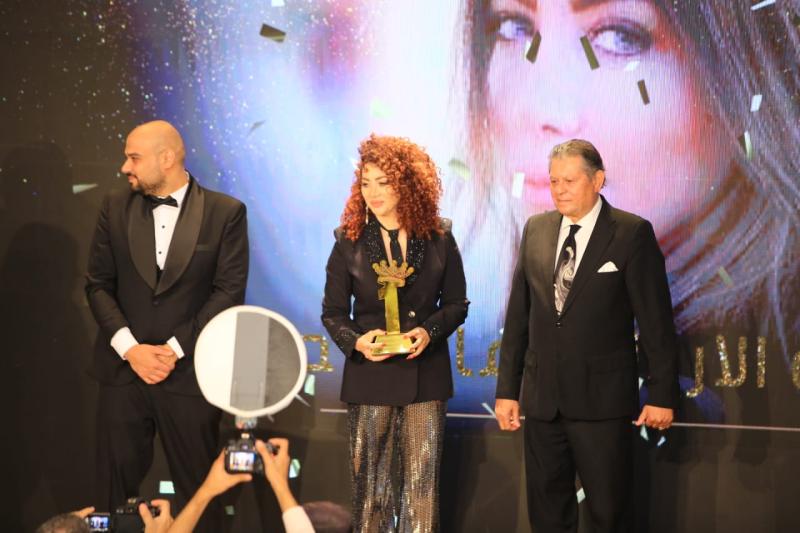 تكريم مارغو حداد كأفضل ممثلة أردنية عن مسلسل «الدوار العاشر» في حفل جوائز الأفضل عربيا