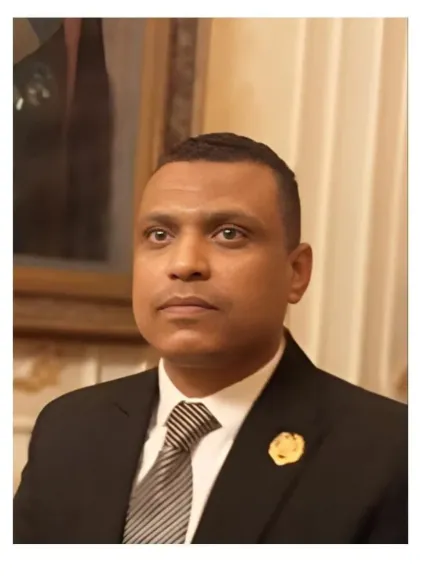 السفير الدكتور الحبيب النوبي يكتب: يحبهم ويحبونه