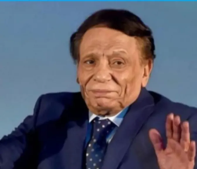 عادل إمام..يعود إلى السينما من خلال إنتاج أعماله بعد غياب 15عاما