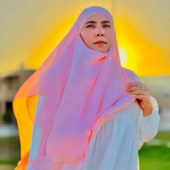 سمر نديم..من فتاة بسيطة فى ”عين شمس” إلى صانعة الأمل ومأوى الكبار بلا ملاذ
