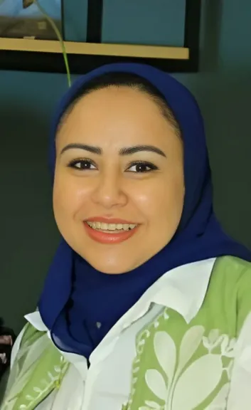 د. مى القط ..تكشف أسرار تربية الأطفال من قلب الحضانة بأسلوب ساخر وواقعى