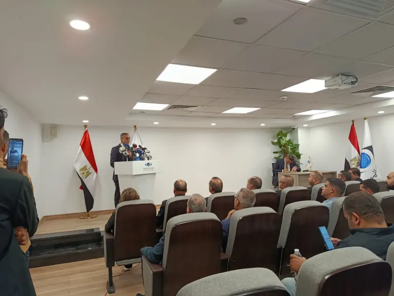 إبراهيم السجيني رئيس جهاز حماية المستهلك خلال المؤتمر الصحفي اليوم