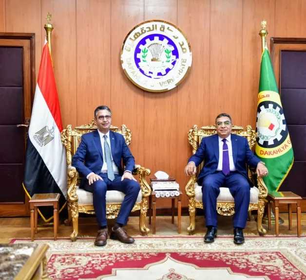 محافظ الدقهلية يستقبل وزير التموين ويؤكد: تعاون دائم لتلبية مطالب المواطنين وتوفير السلع