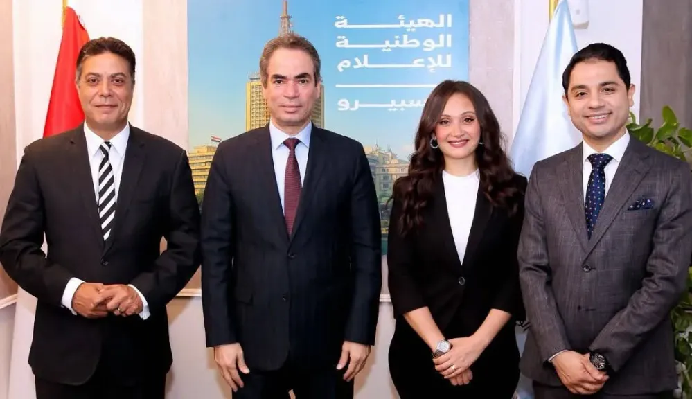 نجوم ماسبيرو يقدمون برنامج ”الاقتصاد 24” على شاشة الأولى
