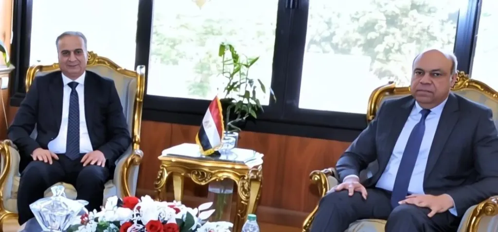 رئيس جهاز حماية المستهلك  يلتقي وزير الطيران المدني لبحث سُبل التعاون بين الجانبين