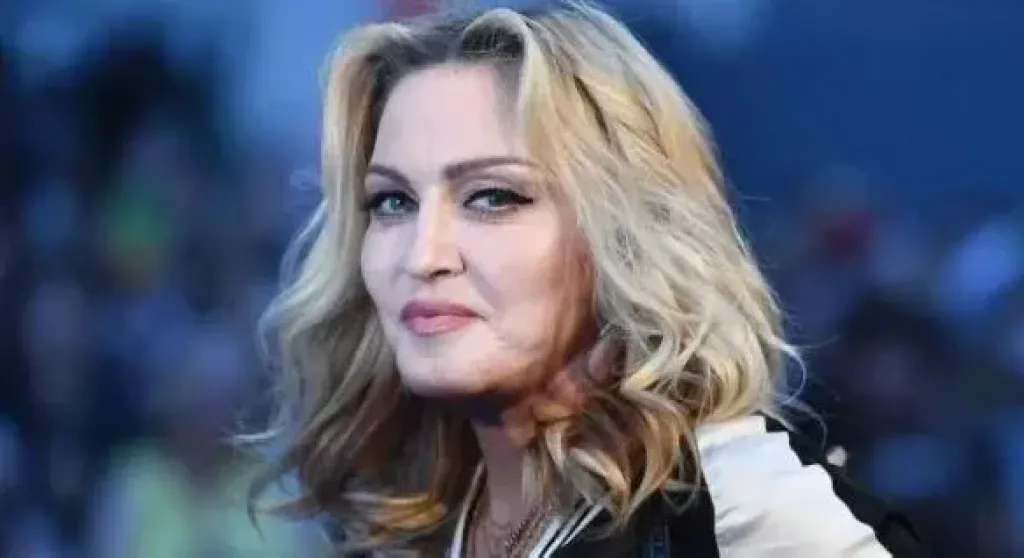 مادونا..تدعو بابا الفاتيكان لزيارة غزة: اجلب النور للأطفال قبل فوات الأوان