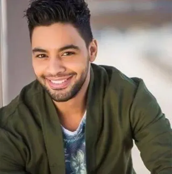فتحى سلامة ومحمود التهامى بين الصوفية والحداثة ..وأحمد جمال على مسرح” المحكى”