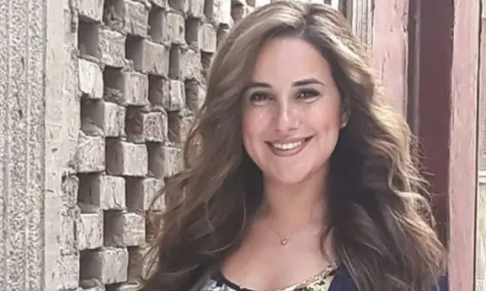 شيري عادل تنتظر إشارة لبدء تصوير فيلم ”حين يكتب الحب”