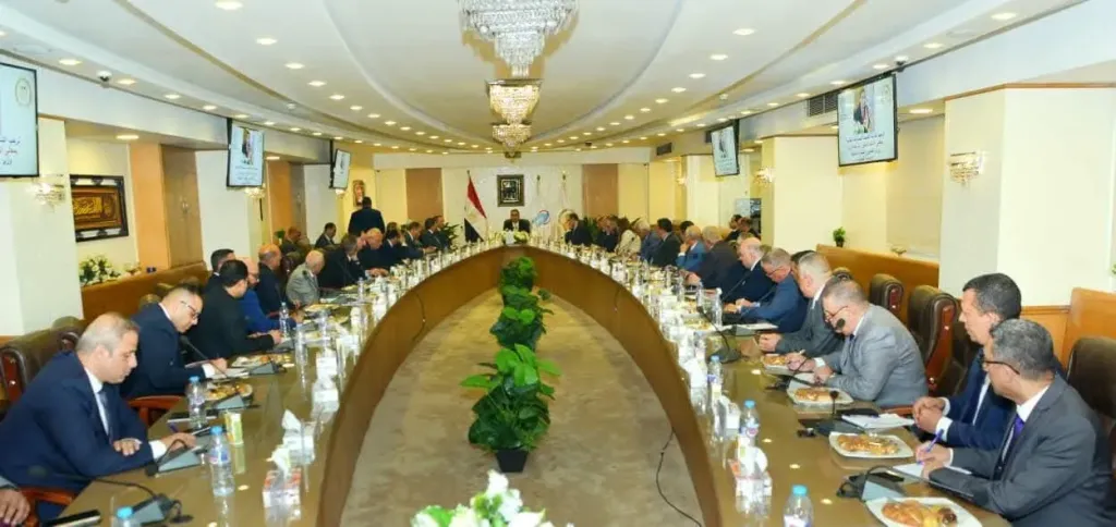 • وزير التموين والتجارة الداخلية يعقد اجتماعًا مع شركات زيوت الطعام