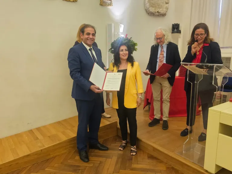جامعة بورسعيد تطلق مبادرة ”التكتل الجامعى الدولى” ورئيسها يشارك فى تخريج نخبة الماجستير الأوروبي العربي