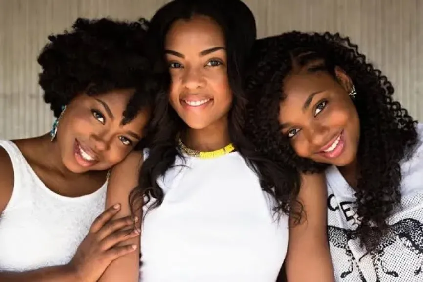 ”الجمال السام” كريمات تفتيح البشرة تهدد  حياة ملايين النساء فى أفريقيا