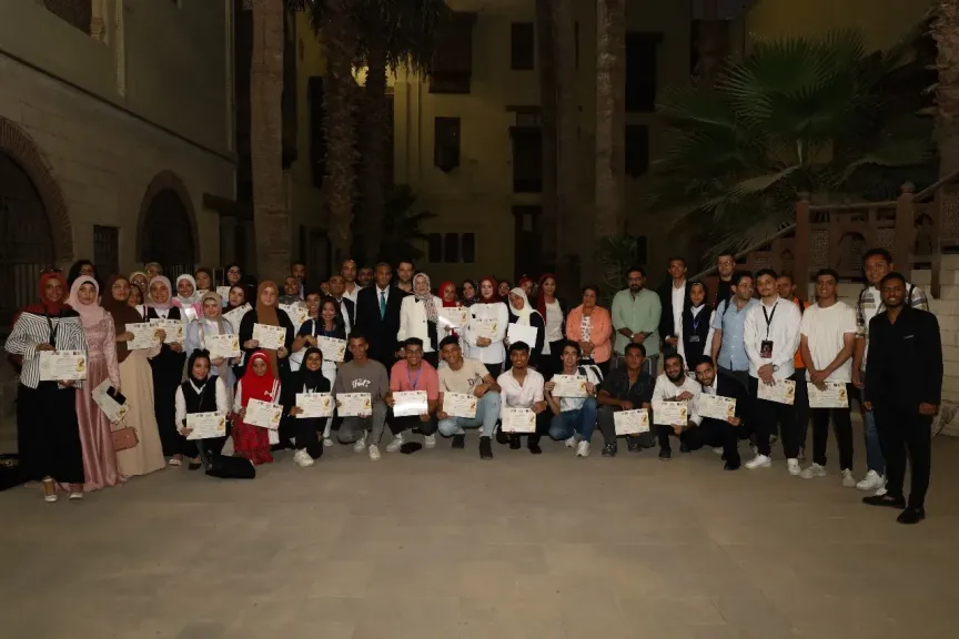 بناة الغد .. تكرم المتدربين في ”دبلومة الإرشاد الأثري” بالمتحف القبطي