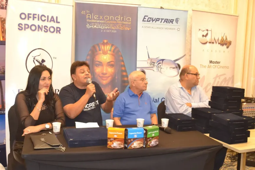 مهرجان الإسكندرية السينمائي الدولي يكرم فنانى ومبدعى الإسكندرية