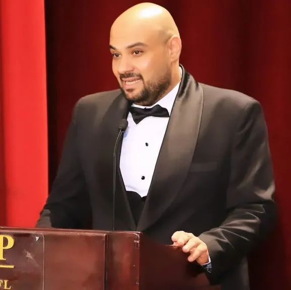محمد كرم ..يكشف تفاصيل الدورة الرابعة لمهرجان حفل جوائز الأفضل عربيا