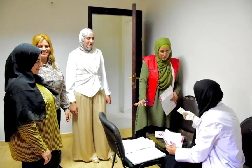 إقبال السيدات على ندوة للتوعية الصحية بجمعية ”البلد اليوم”