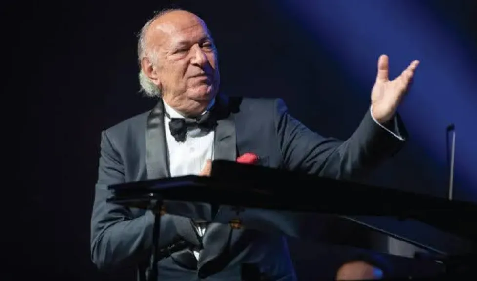 عمر خيرت ..على مسرح النافورة والمؤتمر العلمى يختتم فعالياته