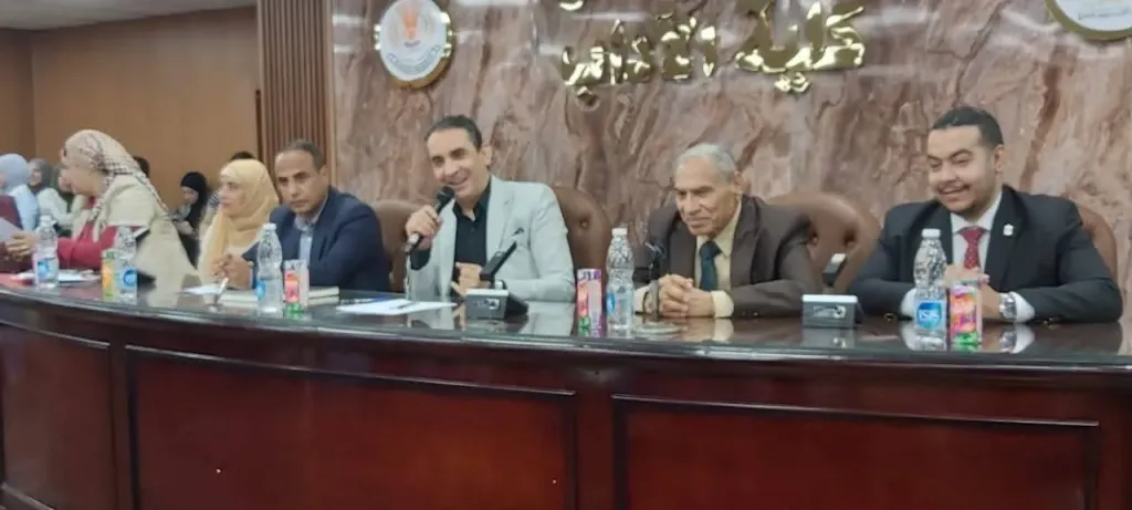 جامعة المنصورة تناقش ”الترجمة فى عصر الذكاء الإصطناعى ”