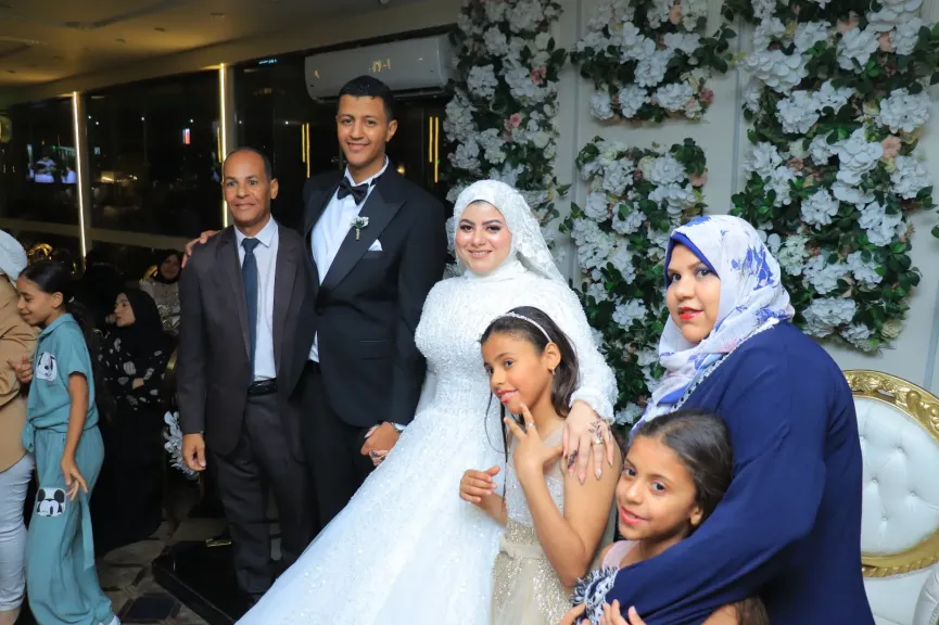 ”الموجز اليوم ” يهنئ المستشار جعفر عبد الحليم الشريف بزفافه على المهندسة سارة أبو هيبة