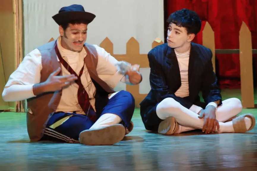 غدا..فرقة المركز القومي للمسرح والموسيقى والفنون الشعبية تختتم ملتقى القاهرة الدولى للمسرح الجامعى على السامر