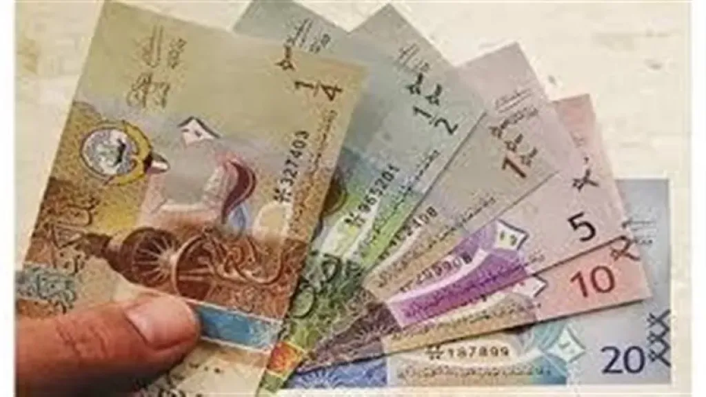 استقرار سعر الدينار الكويتي أمام الجنيه المصري اليوم الإثنين 3 نوفمبر 2025