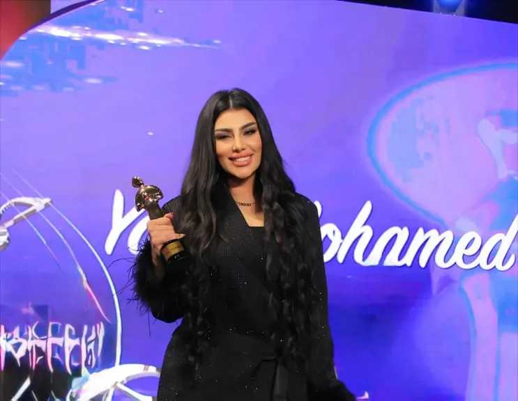 يارا محمد..تحصد لقب أفضل مطربة شعبية فى حفل ”الميما”