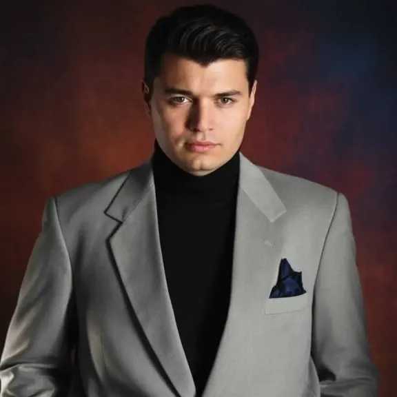 الفنان أشرف سيف ..يهاجم فيلم ”الست”