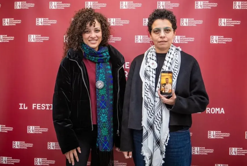 ”ضايل عنا عرض ” يخطف جائزتي الجمهور وأفضل إنتاج بمهرجان روما الدولي