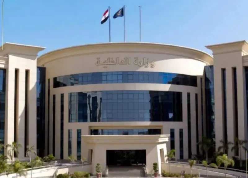 وزارة الداخلية تفتتح قسمًا جديدًا للجوازات والهجرة بالإسكندرية
