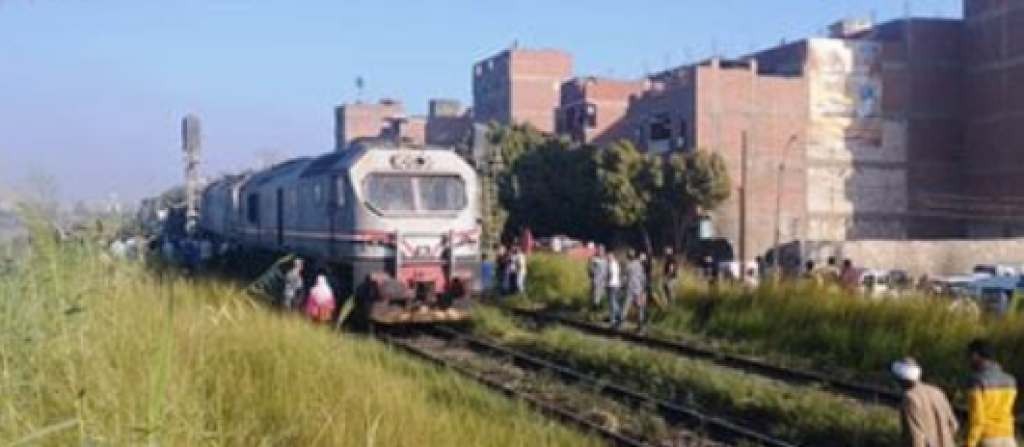 وفاة طالبة اثناء عبورها السكة الحديد بالعياط