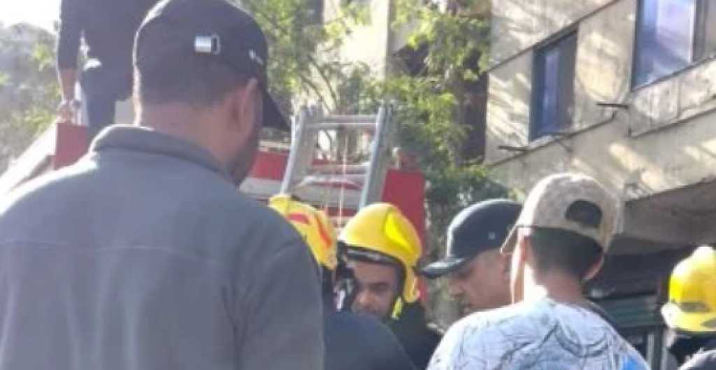 تحديد أماكن 6 مفقودين أسفل ركام عقار إمبابة المنهار