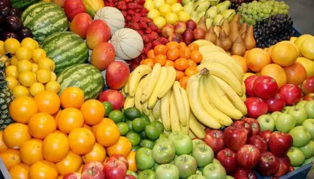 أسعار الفواكه في سوق العبور اليوم الأربعاء 24 ديسمبر 2025