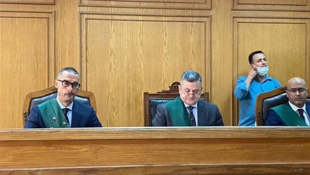 محكمة القاهرة تؤجل محاكمة مفتش آثار في قضية تهريب 370 قطعة أثرية