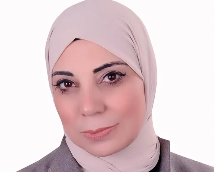 حمدية عبد الغنى تكتب: مع عام جديد..نجدد الأمل رغم ثقل الأعباء