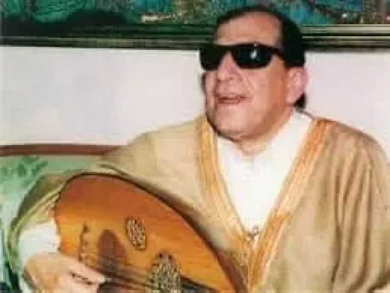 على الحجار..يستعرض أعمال ”سيد مكاوى” فى 100 سنة غنا بالأوبرا