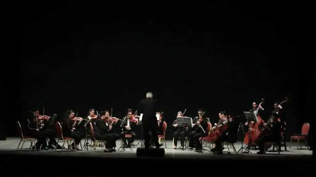 وتريات الأسكندرية يجمع الفصول الأربعة فى ”سيد درويش ”