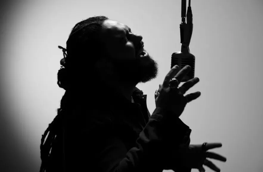 زجزاج غانم..يطلق ”دقيت على الأبواب ” من ألبوم ” لوحدي ”