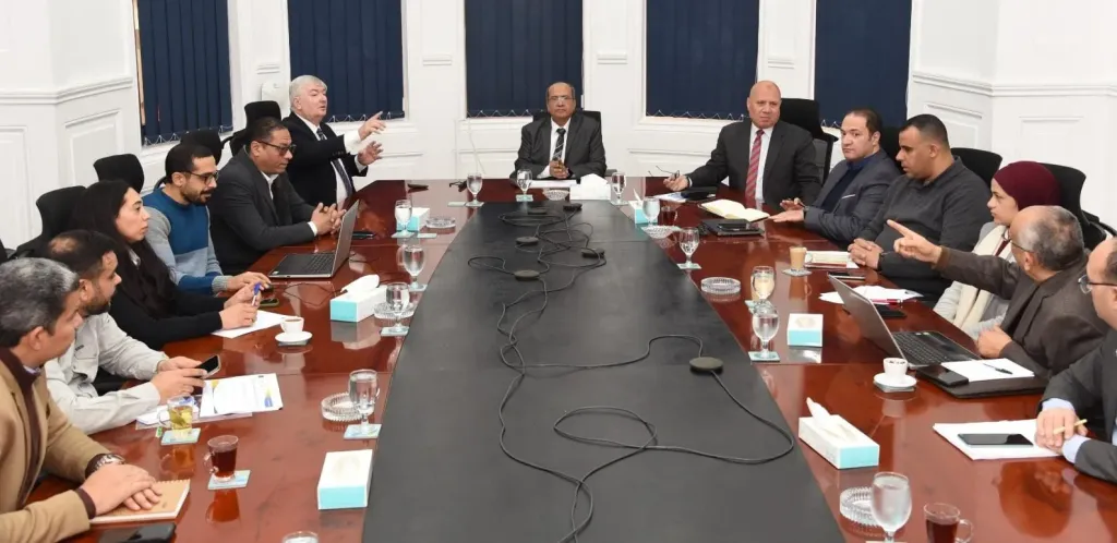 رئيس القابضة للمياه يتابع الموقف التنفيذي لمشروع تحسين نوعية المياه بمصرف ” كيتشنر” بالغربية