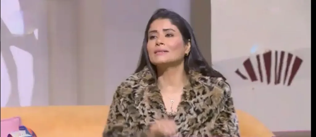 المحامية مها أبو بكر.. أي طفل يتعرض للأذى يتواصل بالمجلس القومي للطفولة