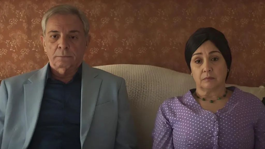 عروض ”شكوي رقم 713317 ”كامل العدد في روتردام