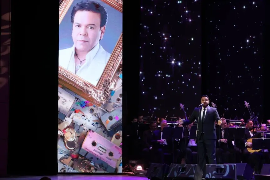 كلاسيكيات التسعينيات ضد النسيان فى الأوبرا