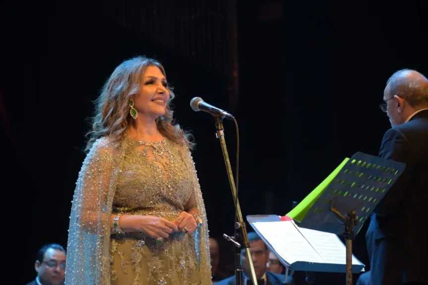 مدحت صالح ..بين الرومانسية والطرب فى عيد الحب و”نادية مصطفى ” بغنائيات ذهبية فى الأسكندرية