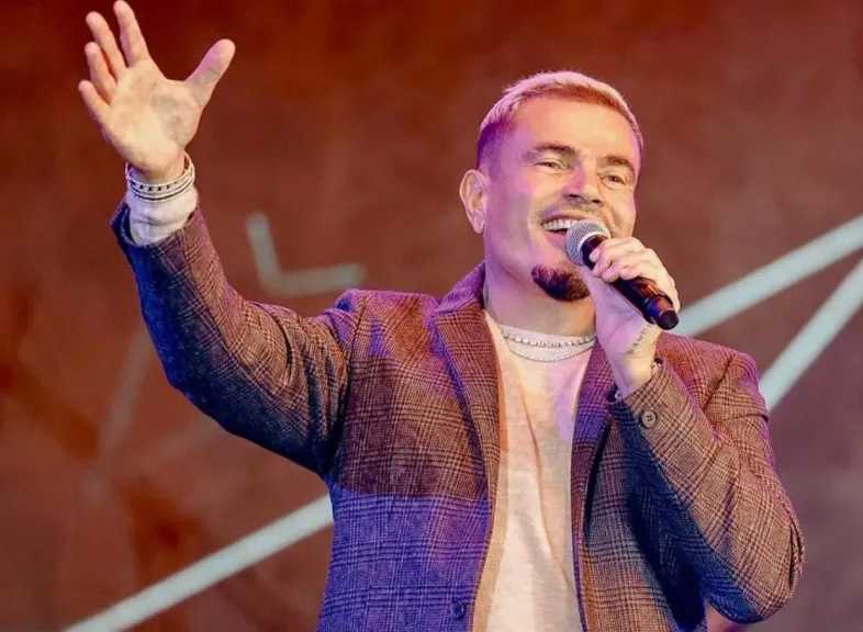 نفاذ تذاكر حفل عمرو دياب.. فى تركيا بشهر أغسطس بعد 3 ساعات من طرحها