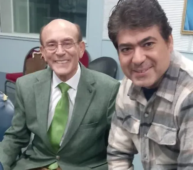 وليد بدر..يجسد شخصية ”بلبع” فى المسلسل الإذاعي ” مرفوع مؤقتًا من الخدمة ” مع النجم محمد صبحى على البرنامج العام