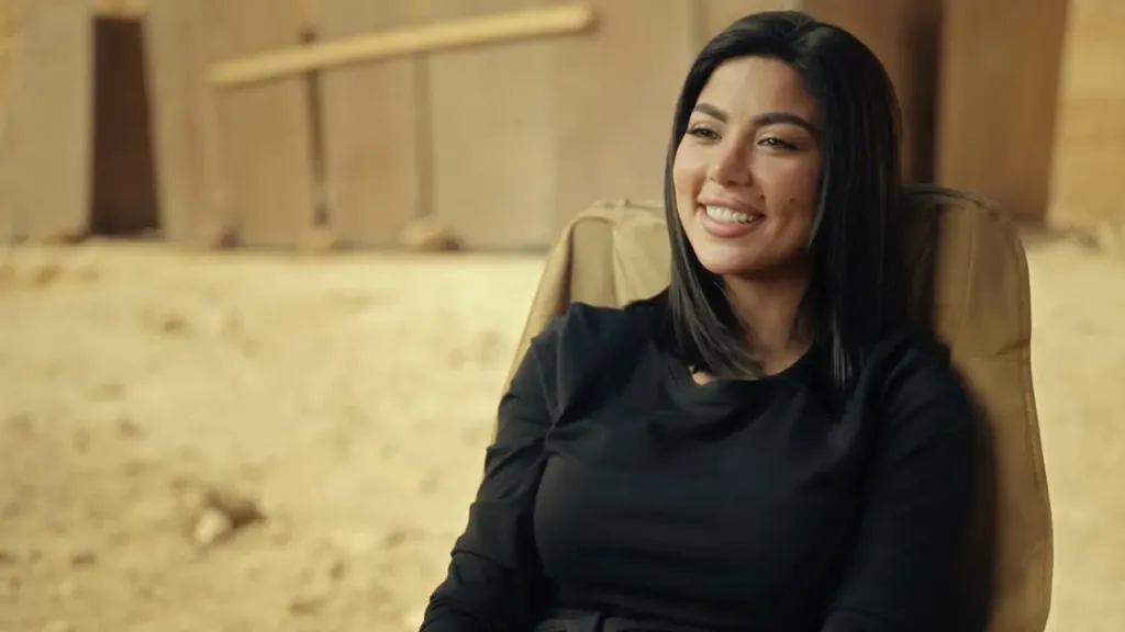 نهاد أبو القمصان: كارولين عزمى..قدمت الضابط ”نورا” بإتقان شديد فى ”رأس الأفعى ” والهجوم خلفه تنظيمات متطرفة