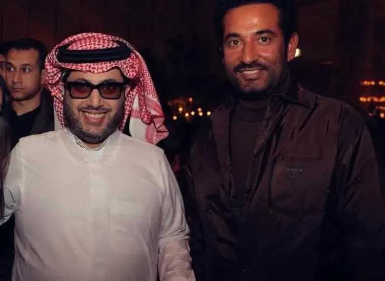 المستشار تركي آل الشيخ لعمرو سعد عن ”إفراج ” : مسلسلك طاير ورقم 1