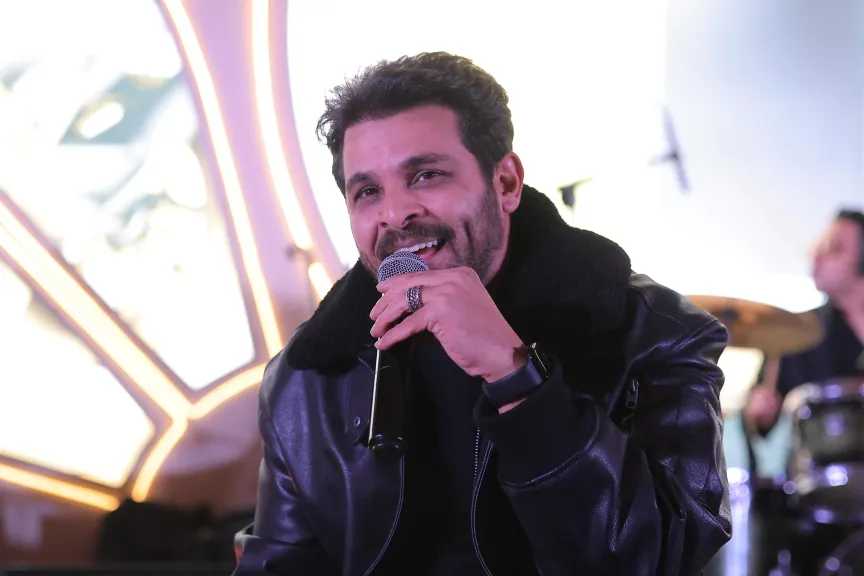 محمد رشاد ..يتألق بأجمل أغانيه فى سهرة رمضانية