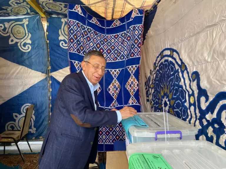 المهندس محمود عثمان..يدلى بصوته فى انتخابات نقابة المهندسين بالإسماعيلية